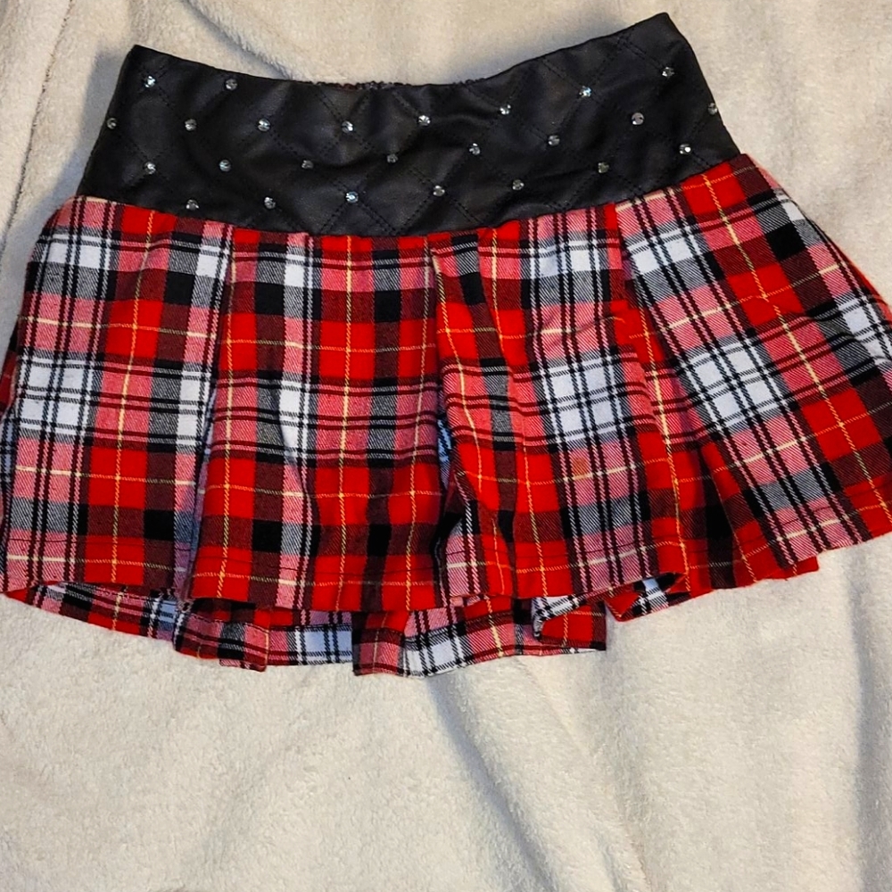 Super cute girls skirt